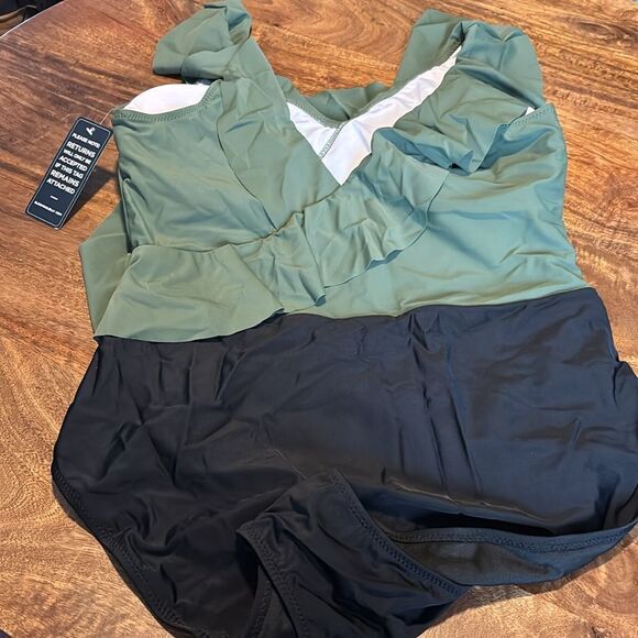 Blooming Jelly Plus Size Swimsuit One Piece Tummy Control Modest Full Coverage - Picture 5 of 6